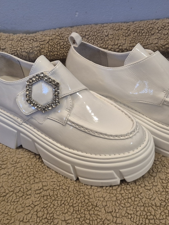 Steve Madden Shoes - Steve Madden Regal White Patent Platform Loafers Womens Size 10 Chunky Lug Sole